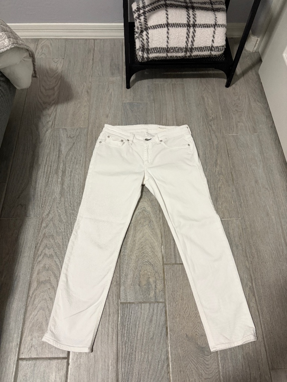 Women's Rag & Bone Dre Low Rise Slim Boyfriend White Jeans - 26